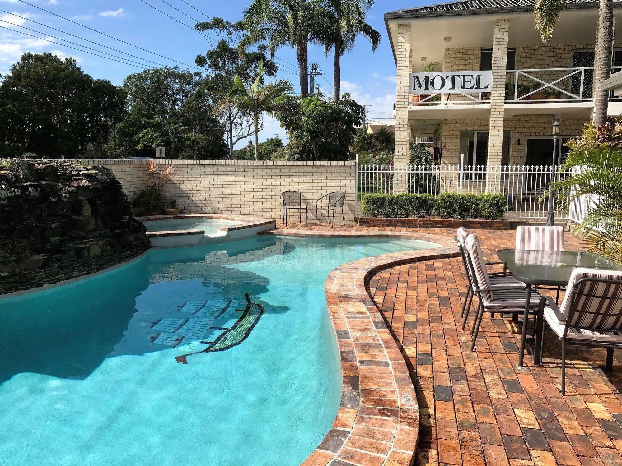 Cooks Endeavour Motor Inn Tweed Heads Exterior foto